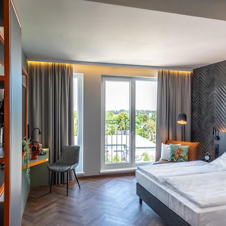 Loginn Hotel Berlin Airport Eksteriør billede