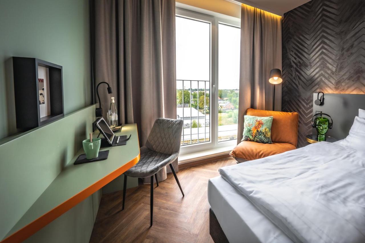 Loginn Hotel Berlin Airport Eksteriør billede