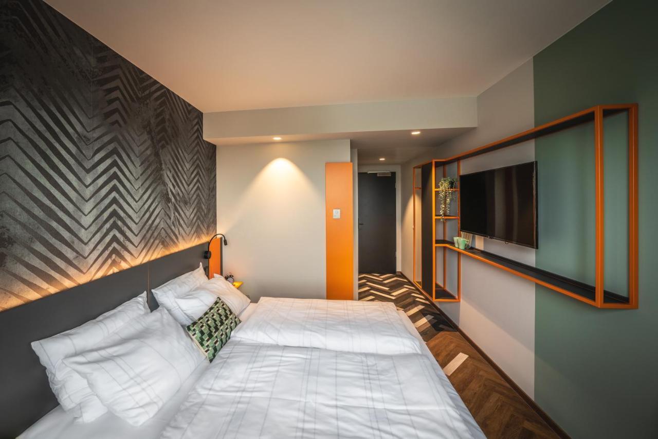 Loginn Hotel Berlin Airport Eksteriør billede