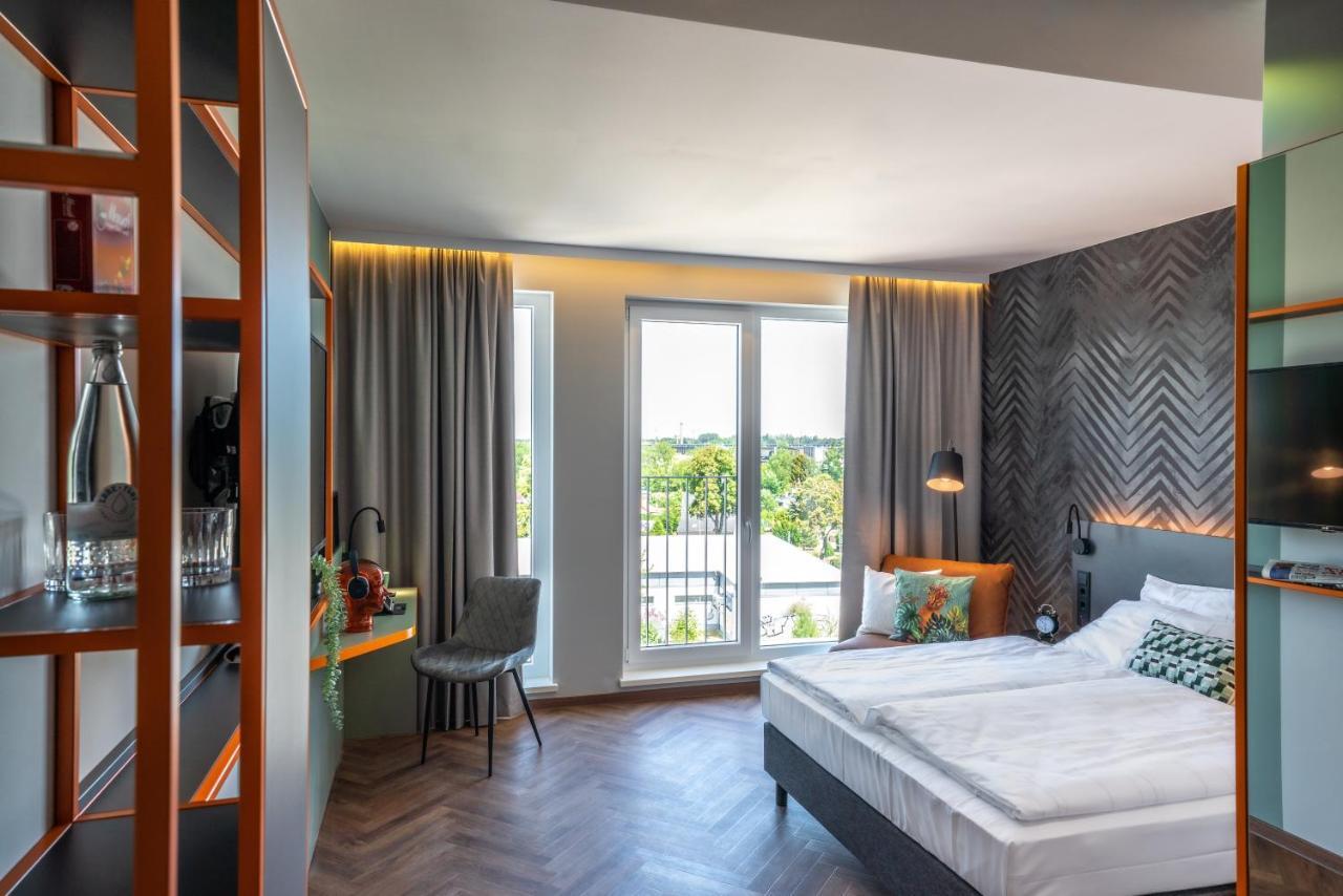 Loginn Hotel Berlin Airport Eksteriør billede