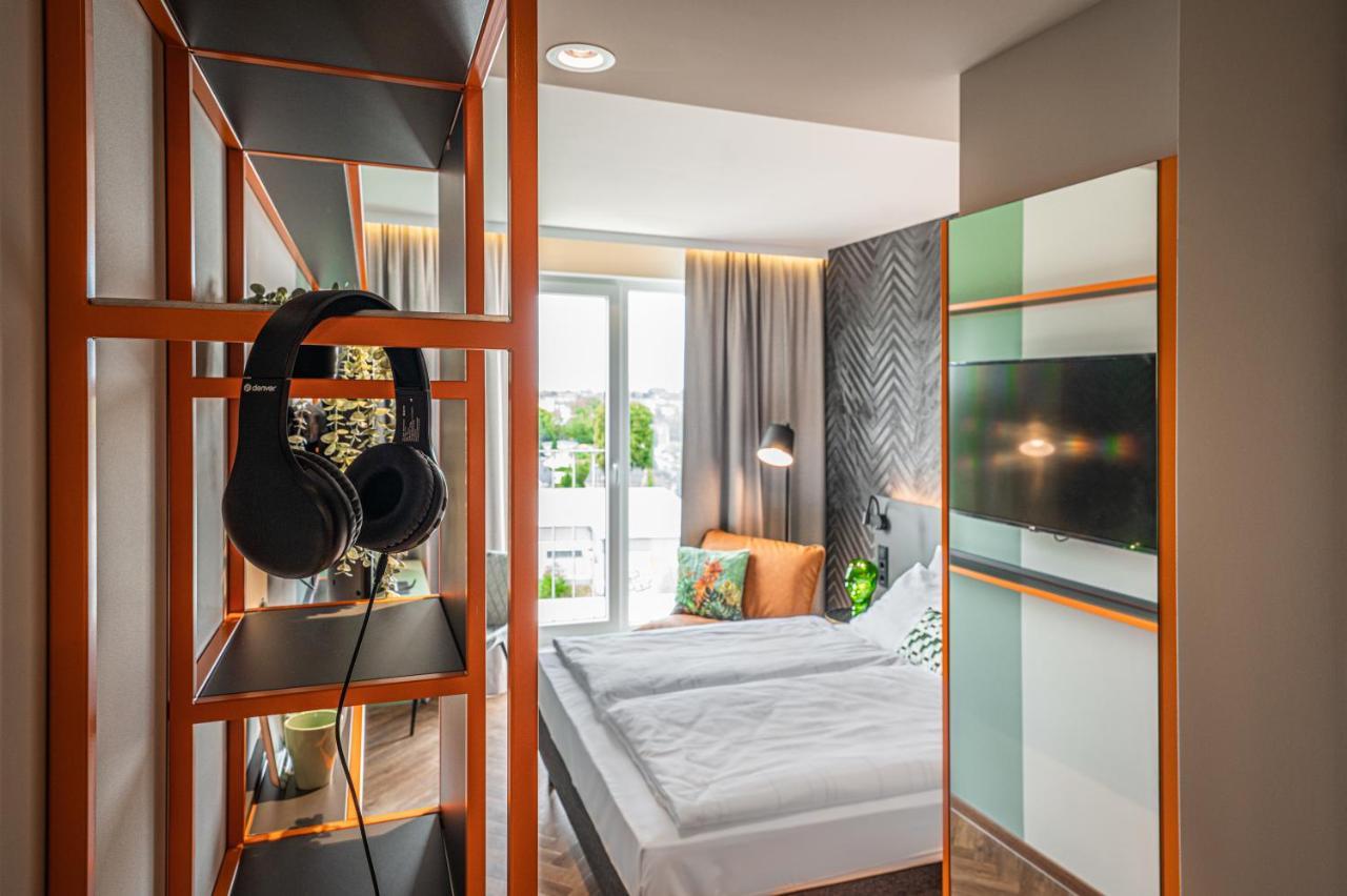Loginn Hotel Berlin Airport Eksteriør billede
