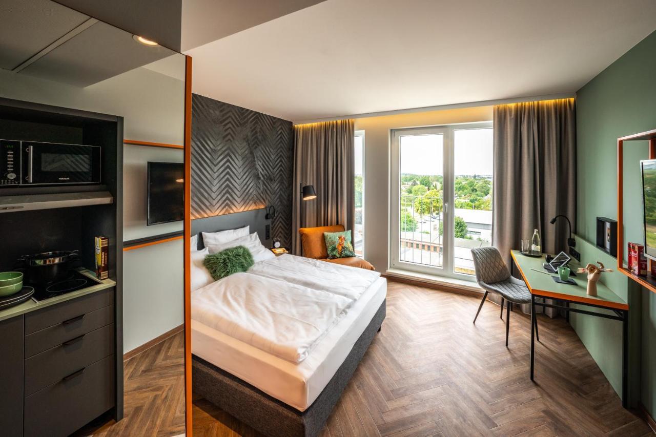 Loginn Hotel Berlin Airport Eksteriør billede