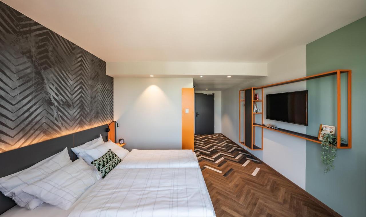 Loginn Hotel Berlin Airport Eksteriør billede