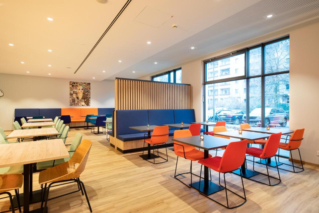 Loginn Hotel Berlin Airport Eksteriør billede