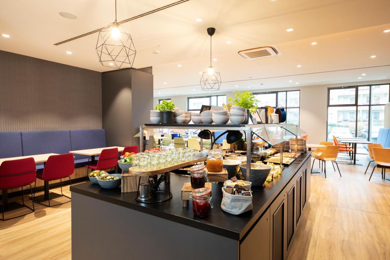 Loginn Hotel Berlin Airport Eksteriør billede